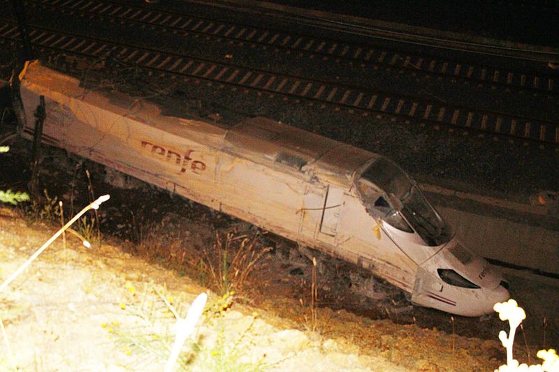 800px-tragedia_en_santiago_de_compostela_o